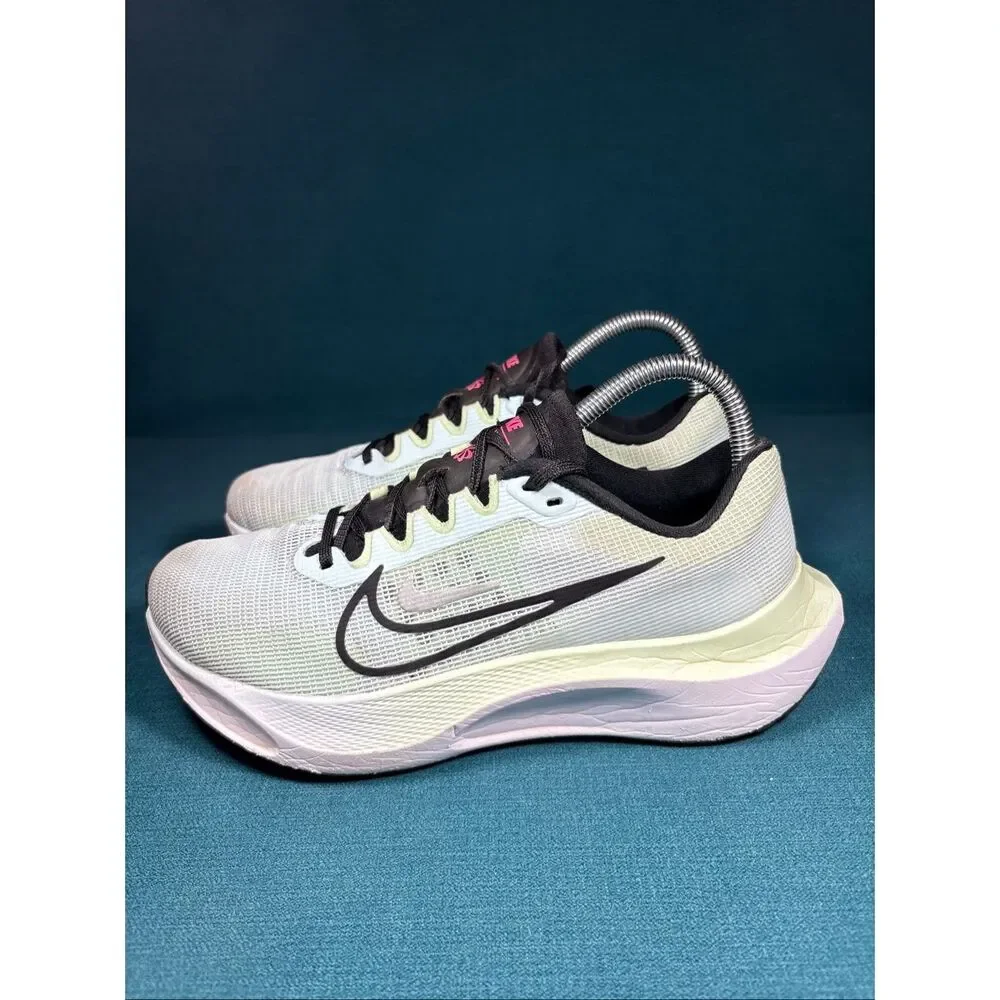 Nike Zoom Fly 5 Glacier Blue Women's Size 8 (DM8974-401)